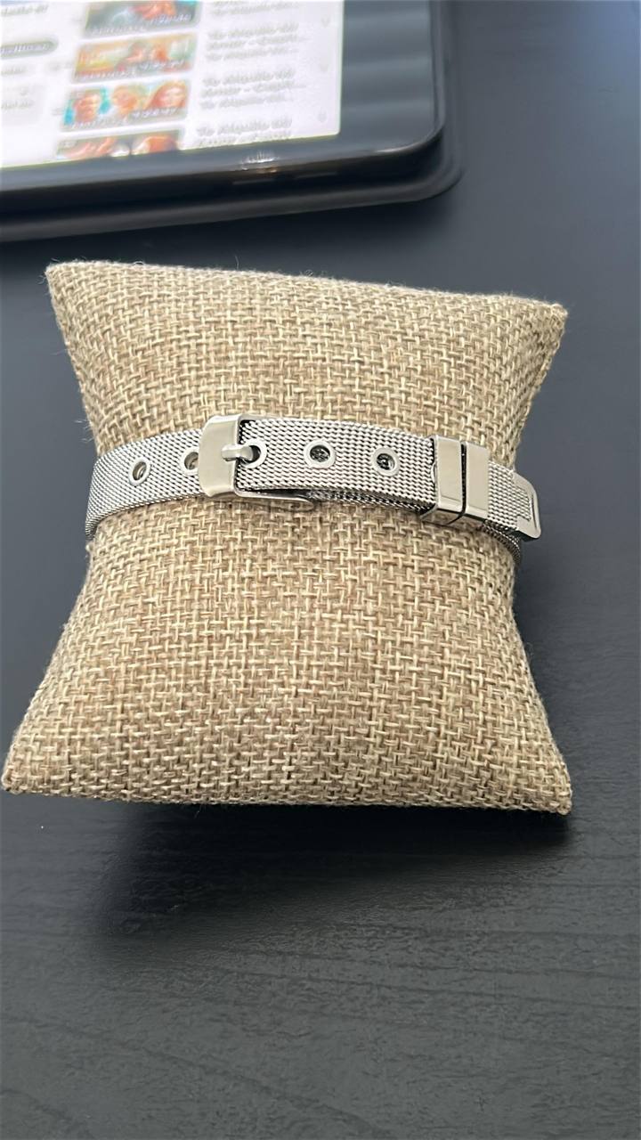 Mesh Cross Silver Steel Bracelet — photo 7 of 8